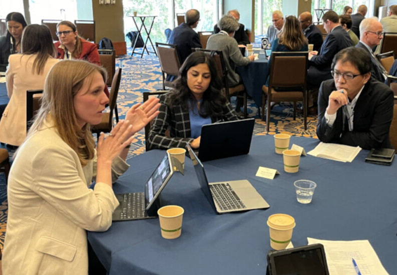 pitch event at round table