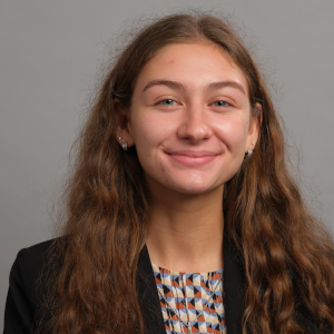 Sarah Loshinsky headshots